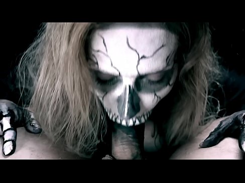 ❤️ Demonflicka suger kuk med sin svarta mun och sväljer sperma. ❤  Sex at porn sv.com-milf-300.ru ❌️