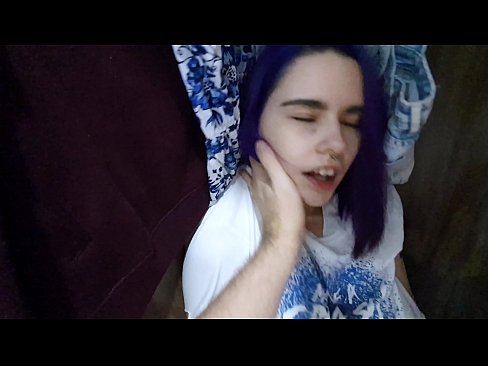 ❤️ Hittade min syster i garderoben och hjälpte henne att komma ❤ Sex at porn sv.com-milf-300.ru ❌️